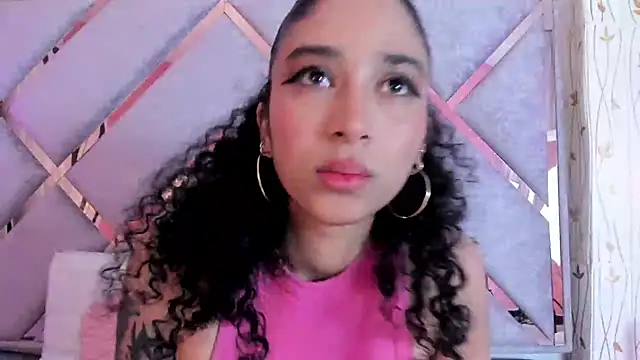  lanna jhonson  online show from February 10, 2025, 6:42 am