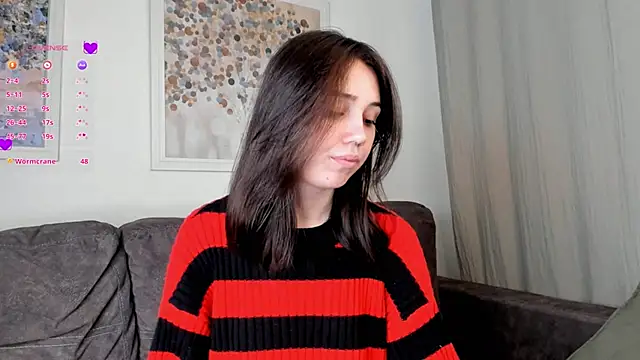 Snapshot of GillianDowdey chatting on January 28, 2025, 4:39 am GillianDowdey online show from January 28, 2025, 4:39 am