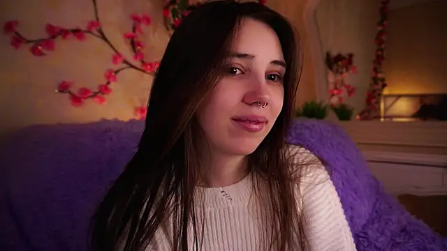 GillianDowdey online show from November 8, 2025, 2:45 am