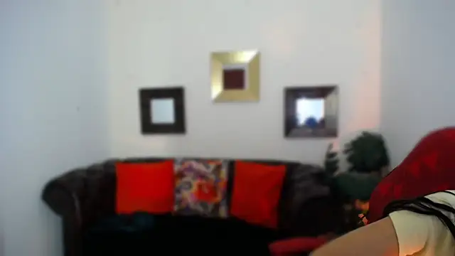 anna alvarez online show from September 26, 2025, 11:58 am