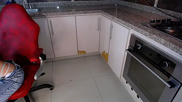 anna alvarez online show from February 7, 2026, 11:25 am