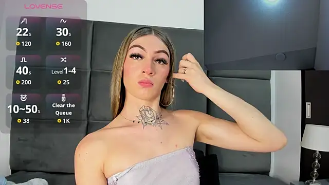 Lizz Luna online show from September 9, 2025, 2:16 pm