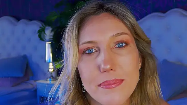 ElizaMayers online show from February 7, 2026, 11:25 am