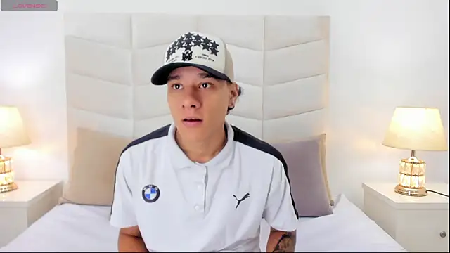 Snapshot of Buda_and_Cataleya_ chatting on March 14, 2025, 2:08 pm Buda and Cataleya  online show from March 14, 2025, 2:08 pm