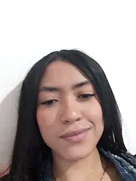 Snapshot of Buda_and_Cataleya_ chatting on October 2, 2025, 1:07 pm Buda and Cataleya  online show from October 2, 2025, 1:07 pm