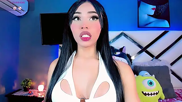 Snapshot of Valery_Sophiia chatting on October 22, 2025, 12:00 am Valery Sophiia online show from October 22, 2025, 12:00 am