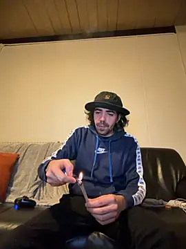 Snapshot of wolfwhite95 chatting on November 2, 2025, 2:58 am wolfwhite95 online show from November 2, 2025, 2:58 am