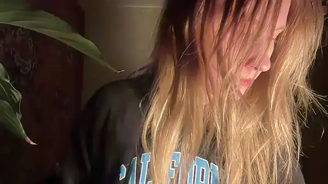 saint cat25 online show from December 9, 2024, 3:00 pm