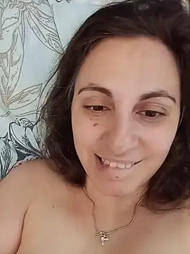Snapshot of ShelaDiass chatting on May 24, 2026, 12:43 pm ShelaDiass online show from May 24, 2026, 12:43 pm