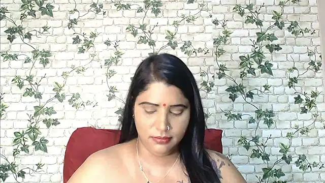 Snapshot of XIndianintimacy chatting on February 14, 2025, 11:20 pm XIndianintimacy online show from February 14, 2025, 11:20 pm