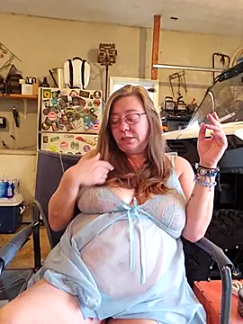 MsShelby40 online show from September 13, 2025, 10:20 pm