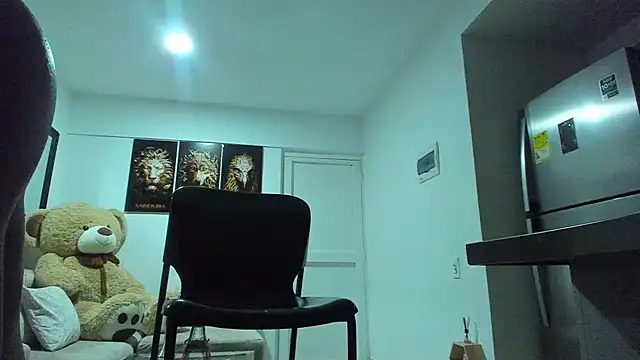 smit hot sr online show from February 2, 2025, 11:42 pm