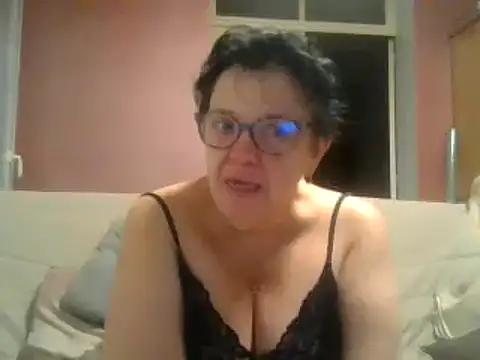 Vandeae44 online show from December 23, 2024, 7:09 pm