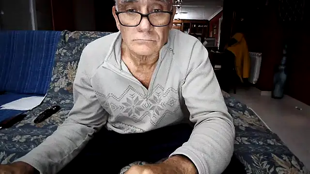 maduroguapo online show from November 24, 2025, 9:58 pm