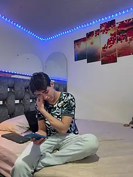 Alex and Fabian online show from February 20, 2026, 3:03 am