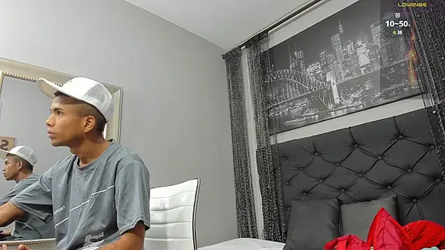 Hotkoljeixxx online show from January 10, 2025, 2:35 am