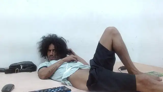 damian bottom bigcock online show from January 5, 2025, 3:43 am