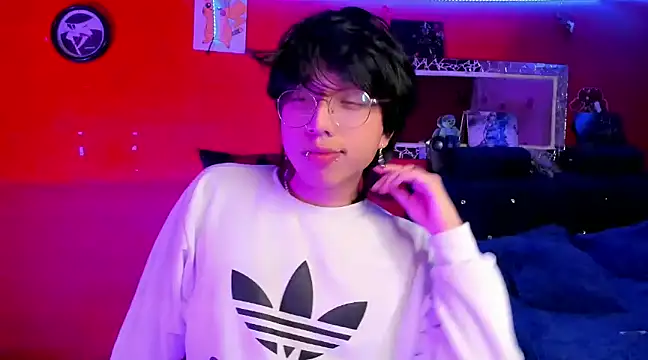 AnggelONfiree online show from December 19, 2024, 1:50 am