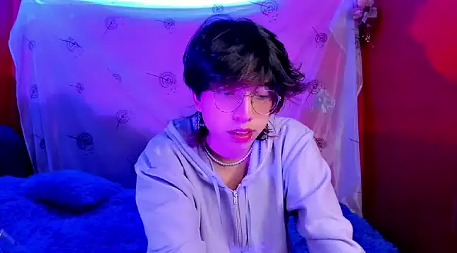 AnggelONfiree online show from December 28, 2024, 3:58 am