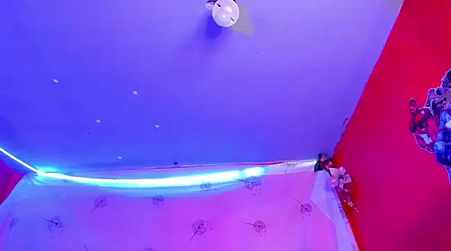 AnggelONfiree online show from December 28, 2024, 10:03 am