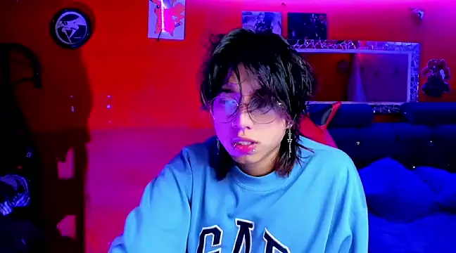 AnggelONfiree online show from February 1, 2025, 3:41 am