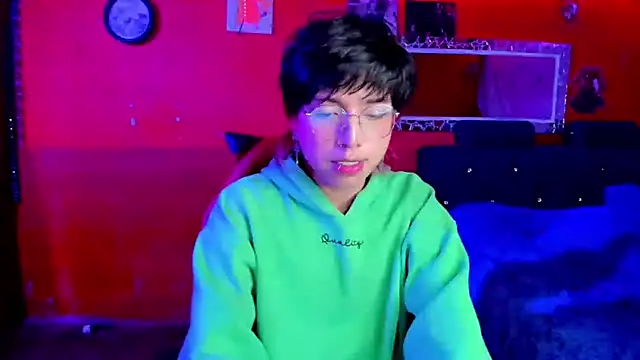 AnggelONfiree online show from March 9, 2025, 11:35 pm