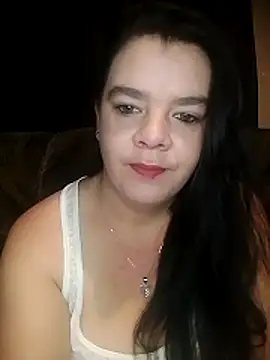 Snapshot of Hornyparratjie chatting on May 31, 2026, 12:19 am Hornyparratjie online show from May 31, 2026, 12:19 am