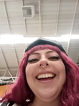 madelaine- online show from November 27, 2025, 7:16 pm