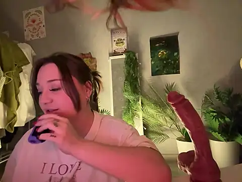 DaisyBooom online show from January 10, 2026, 8:10 pm