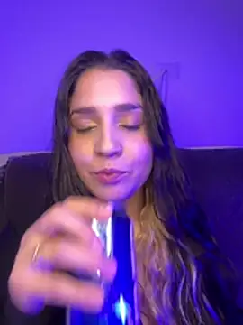 valentina jonnes1 online show from July 11, 2026, 5:32 am