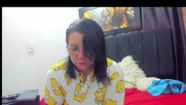 Evaaross 2345 online show from November 7, 2025, 12:38 pm