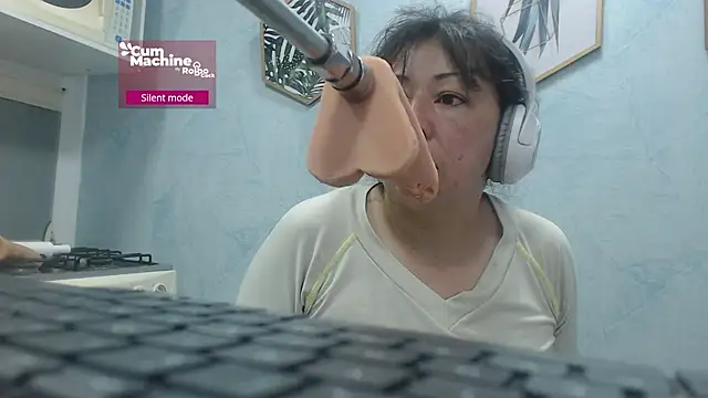 Drool Sucker online show from April 17, 2026, 12:41 pm