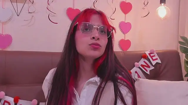 RedMeloddy online show from February 15, 2025, 8:01 pm