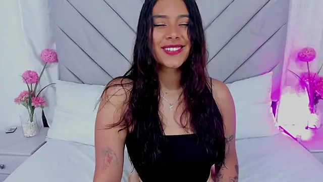 AnnaQueen  online show from January 30, 2025, 4:24 pm