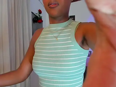 Snapshot of irisallen12 chatting on October 2, 2025, 11:56 pm irisallen12 online show from October 2, 2025, 11:56 pm