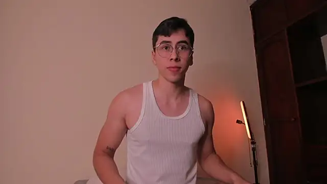 Snapshot of Alexx_oconnor chatting on January 15, 2025, 6:12 am Alexx oconnor online show from January 15, 2025, 6:12 am