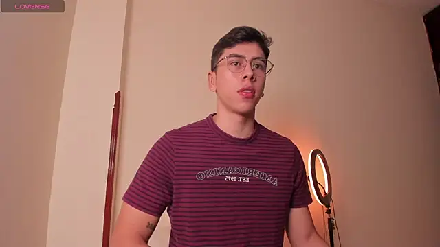 Snapshot of Alexx_oconnor chatting on February 3, 2025, 1:19 pm Alexx oconnor online show from February 3, 2025, 1:19 pm