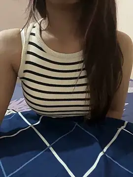  riyaahahaha  online show from January 5, 2025, 8:21 pm