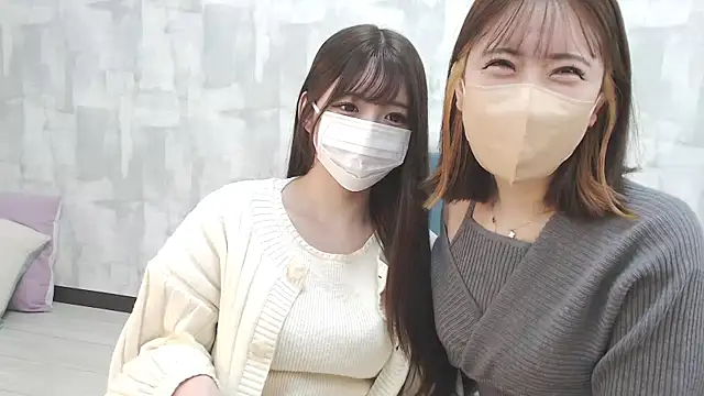 LOVE MOMO LOVE online show from January 25, 2025, 11:44 am