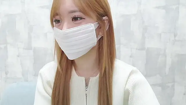 LOVE MOMO LOVE online show from March 2, 2026, 11:28 am