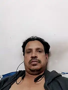 Snapshot of Raj1043 chatting on December 19, 2024, 8:23 pm Raj1043 online show from December 19, 2024, 8:23 pm