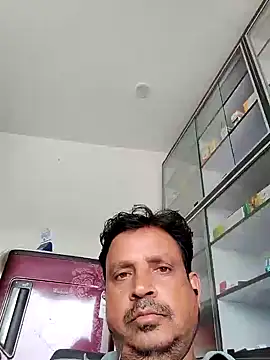 Snapshot of Raj1043 chatting on June 26, 2026, 6:29 am Raj1043 online show from June 26, 2026, 6:29 am