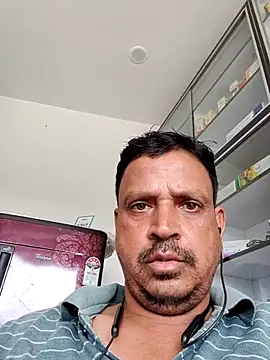 Snapshot of Raj1043 chatting on July 19, 2026, 7:45 am Raj1043 online show from July 19, 2026, 7:45 am