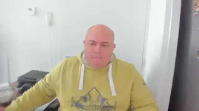 BigromeoXX online show from October 25, 2025, 12:45 pm