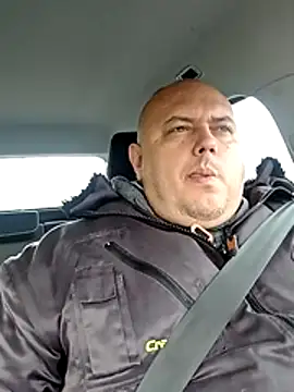 Snapshot of BigromeoXX chatting on November 23, 2025, 10:15 am BigromeoXX online show from November 23, 2025, 10:15 am