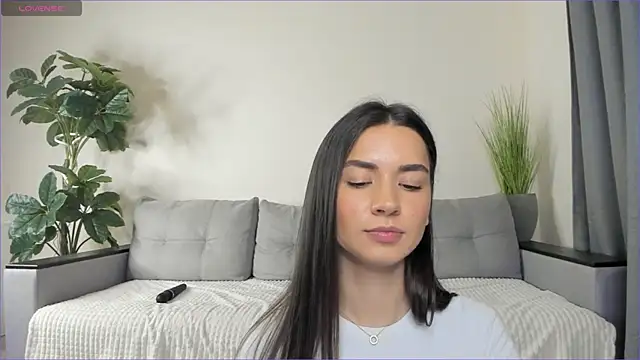 NicoleLuv online show from January 16, 2025, 4:07 pm