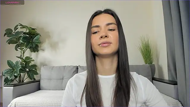 NicoleLuv online show from January 20, 2025, 1:11 pm