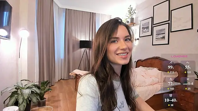 NicoleLuv online show from May 28, 2026, 4:48 pm
