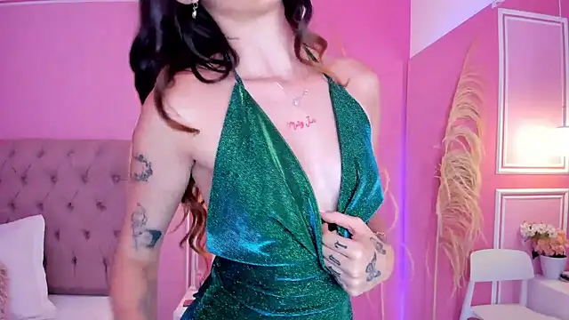 MeganCherryy online show from September 17, 2025, 9:38 pm