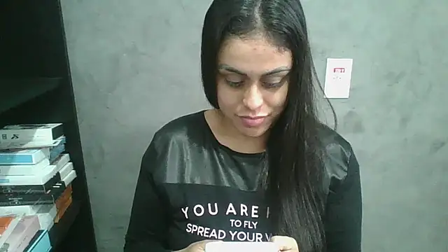 amorinha99 online show from May 16, 2026, 6:28 pm